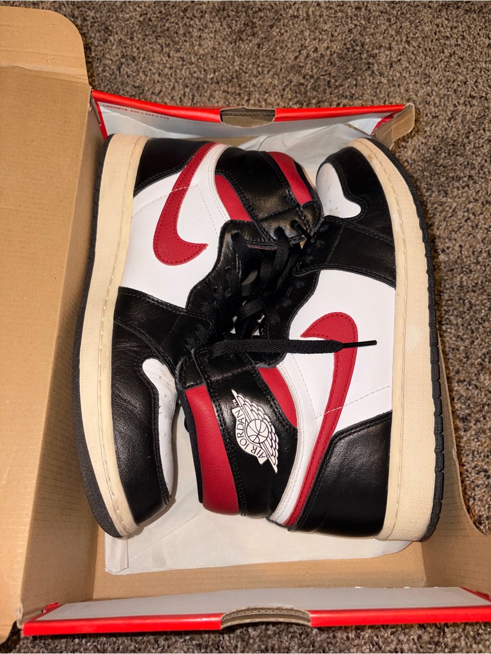 Air Jordan 1 Gym Red Size 10 in GOOD Condition